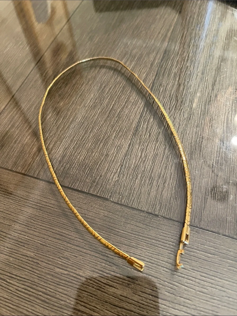 Vintage Gold-tone Omega with Chevron Pattern 16 1/8” approx